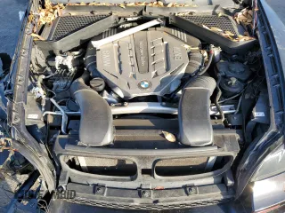 2011 BMW X6 50i with VIN 5UXFG8C59BLZ95373, listed as a Copart auction lot 84690254 with 142,435 mi miles and Non Repairable. Bid and sale history available at carsss.com. Image 12.