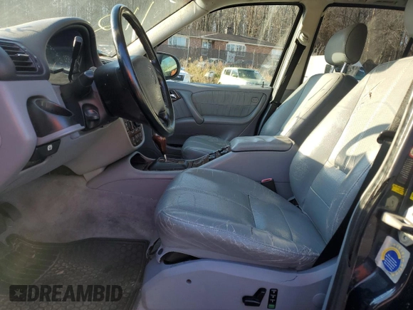 2000 Mercedes-Benz M-Class with VIN 4JGAB54E9YA152815, listed as a Copart auction lot 82996314 with 0 mi miles and Salvage Title. Bid and sale history available at carsss.com. Image 7.