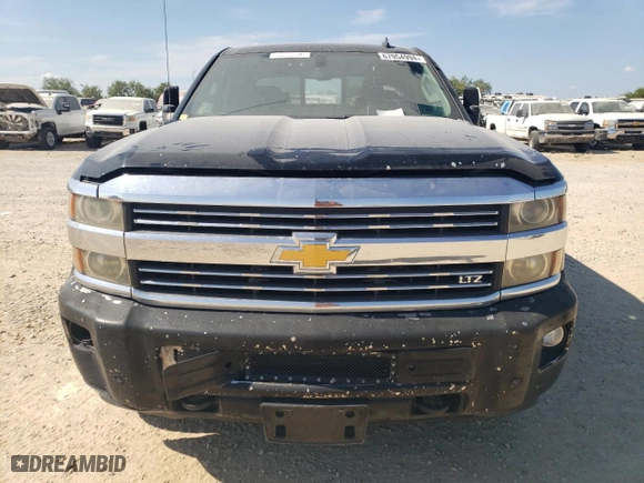 2015 Chevrolet Silverado 2500HD Built After Aug 14 LTZ with VIN 1GC1KWE84FF127906, listed as a Copart auction lot 67954994 with 520,320 mi miles and Clean Title. Bid and sale history available at carsss.com. Image 5.