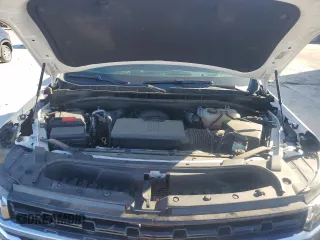2022 Chevrolet Suburban LS z VIN 1GNSKBKD4NR211131, wystawiony jako Copart lot #46851175 z przebiegiem 47 808 mil mil oraz Szkoda całkowita • Salvage title. Historia ofert i sprzedaży dostępna na DreamBid. Obrazek 14.
