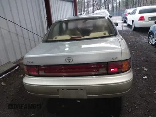 1994 Toyota Camry LE with VIN 4T1SK12E3RU863068, listed as a IAAI auction lot 41246198 with 109,786 mi miles. Bid and sale history available at carsss.com. Image 16.