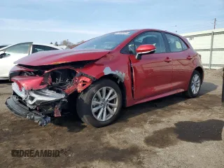 2025 Toyota Corolla Hatchback SE with VIN JTND4MBE4S3233768, listed as a Copart auction lot 48900695 with 1,687 mi miles and Salvage Title. Bid and sale history available at carsss.com. Image 1.