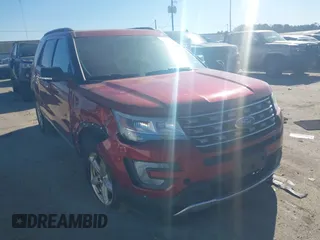 2016 Ford Explorer XLT with VIN 1FM5K8DH6GGC33988, listed as a IAAI auction lot 41367364 with 180,216 mi miles. Bid and sale history available at carsss.com. Image 1.