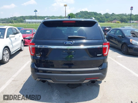 2018 Ford Explorer XLT with VIN 1FM5K8DH7JGC60950, listed as a IAAI auction lot 42335835 with 97,801 mi miles and . Bid and sale history available at DreamBid. Image 16.