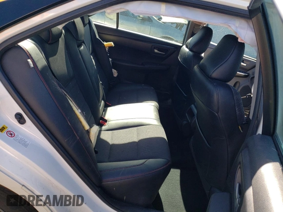 2017 Toyota Camry XLE z VIN 4T1BF1FK3HU267641, wystawiony jako Copart lot #71828243 z przebiegiem 104 954 mil mil oraz Szkoda całkowita • Salvage title. Historia ofert i sprzedaży dostępna na DreamBid. Obrazek 10.