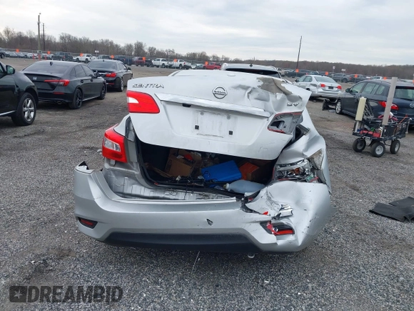 2018 Nissan Sentra SV with VIN 3N1AB7AP2JL624330, listed as a IAAI auction lot 41908887 with 79,473 mi miles. Bid and sale history available at carsss.com. Image 16.