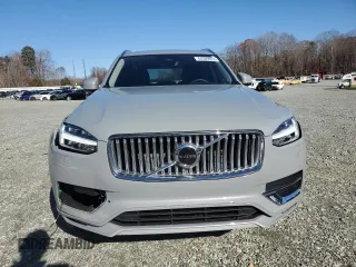 2024 Volvo XC90 Core Bright Theme with VIN YV4L12PKXR1179357, listed as a Copart auction lot 84509834 with 26,527 mi miles and Salvage Title. Bid and sale history available at carsss.com. Image 5.