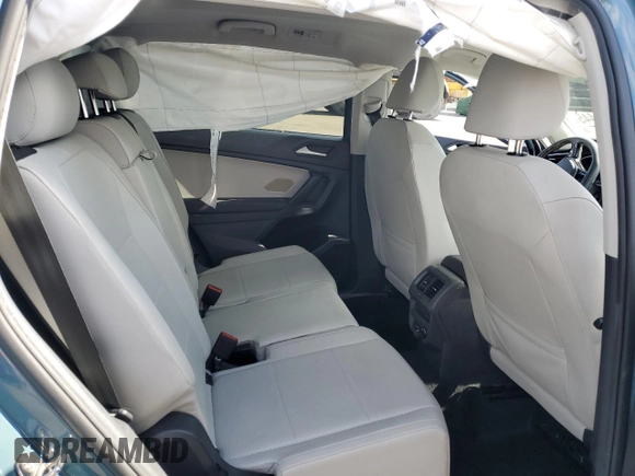 2021 Volkswagen Tiguan SE z VIN 3VV3B7AX6MM041166, wystawiony jako Copart lot #57769445 z przebiegiem 51 030 mil mil oraz Nie do naprawy • Non repairable. Historia ofert i sprzedaży dostępna na DreamBid. Obrazek 11.