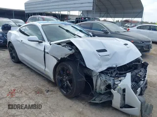 2019 Ford Mustang EcoBoost z VIN 1FA6P8TH0K5118454, wystawiony jako IAAI lot #41478119 z przebiegiem 100 407 mil mil oraz . Historia ofert i sprzedaży dostępna na DreamBid. Obrazek 1.