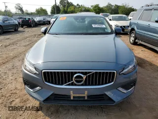 2022 Volvo S60 Plus Dark Theme with VIN 7JRL12TL0NG161427, listed as a Copart auction lot 67249684 with 0 mi miles and Salvage Title. Bid and sale history available at carsss.com. Image 5.