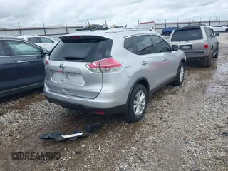 2015 Nissan Rogue SV z VIN KNMAT2MV9FP540198, wystawiony jako IAAI lot #42169106 z przebiegiem 153 444 mil mil oraz . Historia ofert i sprzedaży dostępna na DreamBid. Obrazek 4.
