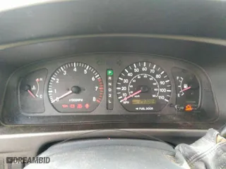 2000 Toyota Sienna LE with VIN 4T3ZF13C8YU209477, listed as a IAAI auction lot 41952970 with 293,084 mi miles. Bid and sale history available at carsss.com. Image 7.