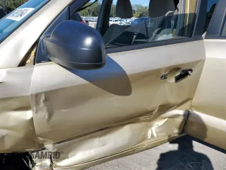 2005 Hyundai Tucson GL with VIN KM8JM12B45U123972, listed as a Copart auction lot 84091064 with 267,700 mi miles and Salvage Title. Bid and sale history available at carsss.com. Image 7.