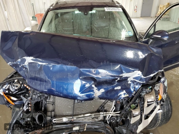 2014 Volkswagen Touareg Sport with VIN WVGEF9BP2ED002718, listed as a Copart auction lot 59526575 with 194,480 mi miles and Non repairable. Bid and sale history available at DreamBid. Image 12.