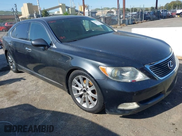 2007 Lexus LS 460 L with VIN JTHGL46F275004734, listed as a IAAI auction lot 42034928 with 201,025 mi miles and . Bid and sale history available at DreamBid. Image 1.