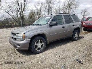 2006 Chevrolet TrailBlazer with VIN 1GNDT13S062345383, listed as a Copart auction lot 52072995 with 186,567 mi miles and Salvage Title. Bid and sale history available at DreamBid. Image 1.