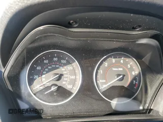 2016 BMW 2 Series M235i xDrive with VIN WBA1J9C50GV372199, listed as a Copart auction lot 87229084 with 0 mi miles and Salvage Title. Bid and sale history available at carsss.com. Image 9.