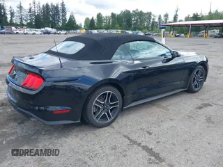 2022 Ford Mustang EcoBoost z VIN 1FATP8UH7N5124631, wystawiony jako IAAI lot #42322481 z przebiegiem 57 502 mil mil oraz . Historia ofert i sprzedaży dostępna na DreamBid. Obrazek 4.