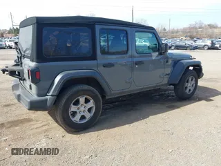 2021 Jeep Wrangler Unlimited Sport S with VIN 1C4HJXDG9MW836411, listed as a IAAI auction lot 41844148 with 17,955 mi miles. Bid and sale history available at carsss.com. Image 4.