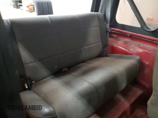 2004 Jeep Wrangler SE с VIN 1J4FA29164P771472, выставлен на аукционе Copart как лот 48162335 с пробегом 175 764 миль миль и Списание • Salvage title. История ставок и продаж доступна на DreamBid. Изображение 10.