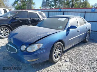 2006 Buick LaCrosse CXL with VIN 2G4WD582X61124707, listed as a IAAI auction lot 41818865 with 111,428 mi miles. Bid and sale history available at carsss.com. Image 17.