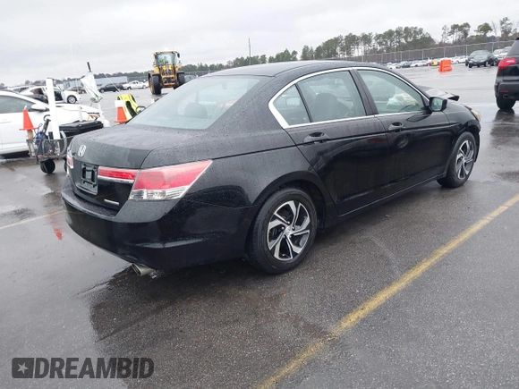 2012 Honda Accord SE z VIN 1HGCP2F65CA243271, wystawiony jako IAAI lot #41572504 z przebiegiem 117 228 mil mil oraz . Historia ofert i sprzedaży dostępna na DreamBid. Obrazek 4.