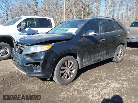 2012 Kia Sorento SX with VIN 5XYKWDA28CG271014, listed as a IAAI auction lot 41401638 with 135,772 mi miles. Bid and sale history available at carsss.com. Image 2.