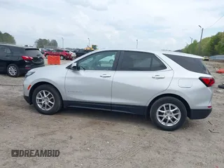 2022 Chevrolet Equinox LT with VIN 3GNAXKEV5NL102914, listed as a IAAI auction lot 41971296 with 69,413 mi miles. Bid and sale history available at carsss.com. Image 14.
