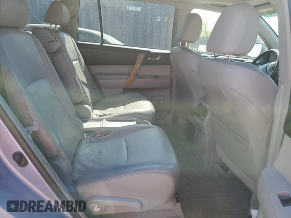 2008 Toyota Highlander Limited z VIN JTEEW44A082015267, wystawiony jako Copart lot #55153565 z przebiegiem 320 896 mil mil oraz Nie do naprawy • Non repairable. Historia ofert i sprzedaży dostępna na DreamBid. Obrazek 10.
