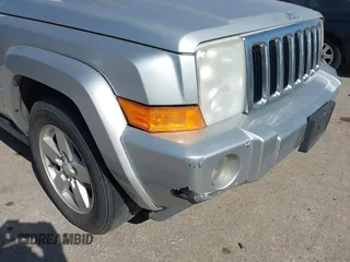 2010 Jeep Commander Sport with VIN 1J4RH4GK8AC157462, listed as a IAAI auction lot 41997158 with 149,935 mi miles. Bid and sale history available at carsss.com. Image 6.