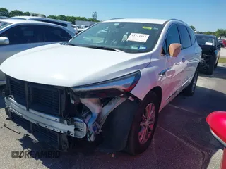 2022 Buick Enclave Essence with VIN 5GAERBKW7NJ189984, listed as a IAAI auction lot 41711552 with 83,295 mi miles. Bid and sale history available at carsss.com. Image 2.