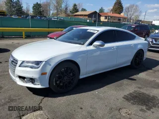 2014 Audi S7 Prestige z VIN WAUW2AFC4EN051777, wystawiony jako Copart lot #53831895 z przebiegiem 81 841 mil mil oraz Szkoda całkowita • Salvage title. Historia ofert i sprzedaży dostępna na DreamBid. Obrazek 1.