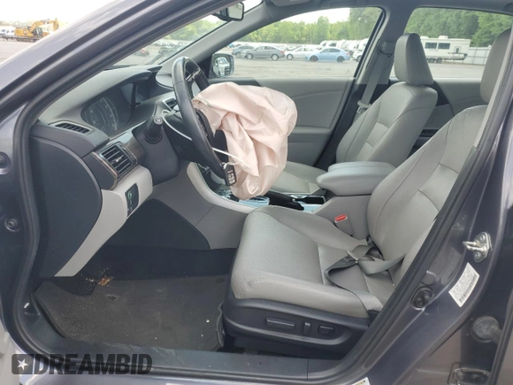 2016 Honda Accord Touring z VIN 1HGCR3F94GA020011, wystawiony jako Copart lot #56228415 z przebiegiem 85 941 mil mil oraz Szkoda całkowita • Salvage title. Historia ofert i sprzedaży dostępna na DreamBid. Obrazek 7.