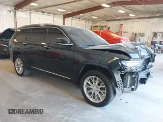 2021 Jeep Grand Cherokee Summit z VIN 1C4RJKEG8M8146532, wystawiony jako IAAI lot #42044509 z przebiegiem 77 001 mil mil oraz . Historia ofert i sprzedaży dostępna na DreamBid. Obrazek 1.