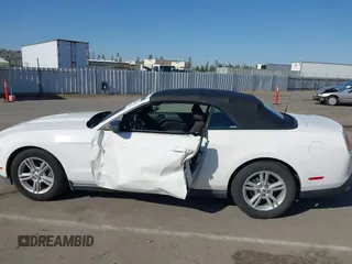 2012 Ford Mustang V6 with VIN 1ZVBP8EM4C5237285, listed as a IAAI auction lot 42601890 with 161,176 mi miles and . Bid and sale history available at DreamBid. Image 14.