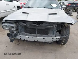 2016 Dodge Challenger SXT Plus z VIN 2C3CDZAG9GH184110, wystawiony jako IAAI lot #42463784 z przebiegiem 160 484 mil mil oraz . Historia ofert i sprzedaży dostępna na DreamBid. Obrazek 6.