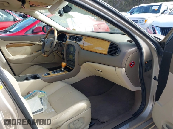 2005 Jaguar S-Type with VIN SAJWA01T45FN28372, listed as a IAAI auction lot 41461878 with Not Provided miles and . Bid and sale history available at DreamBid. Image 5.