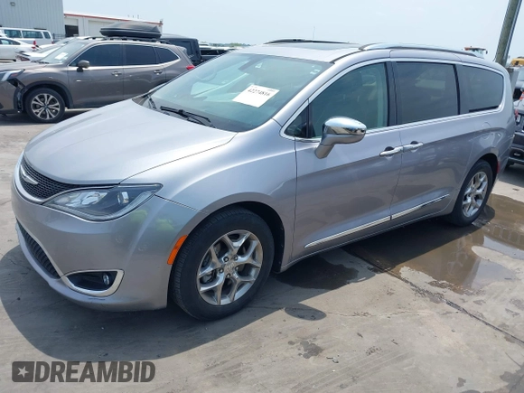 2018 Chrysler Pacifica Limited z VIN 2C4RC1GG2JR232677, wystawiony jako IAAI lot #42274816 z przebiegiem 136 402 mil mil oraz . Historia ofert i sprzedaży dostępna na DreamBid. Obrazek 2.