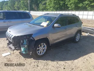 2016 Jeep Cherokee Latitude with VIN 1C4PJLCB7GW351506, listed as a IAAI auction lot 42264579 with 71,021 mi miles and . Bid and sale history available at DreamBid. Image 19.