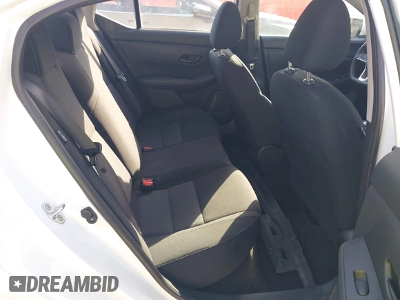 2024 Nissan Sentra SV with VIN 3N1AB8CV0RY292369, listed as a IAAI auction lot 42014066 with 39,517 mi miles and . Bid and sale history available at DreamBid. Image 8.