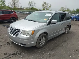 2010 Chrysler Town & Country Touring with VIN 2A4RR5D14AR271397, listed as a IAAI auction lot 42181231 with 200,547 mi miles and . Bid and sale history available at DreamBid. Image 17.