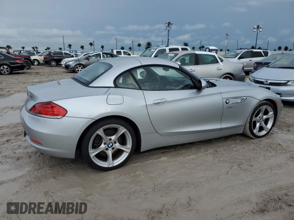 2014 BMW Z4 sDrive28i with VIN WBALL5C54EE717341, listed as a Copart auction lot 75084304 with 132,569 mi miles and Non Repairable. Bid and sale history available at carsss.com. Image 3.