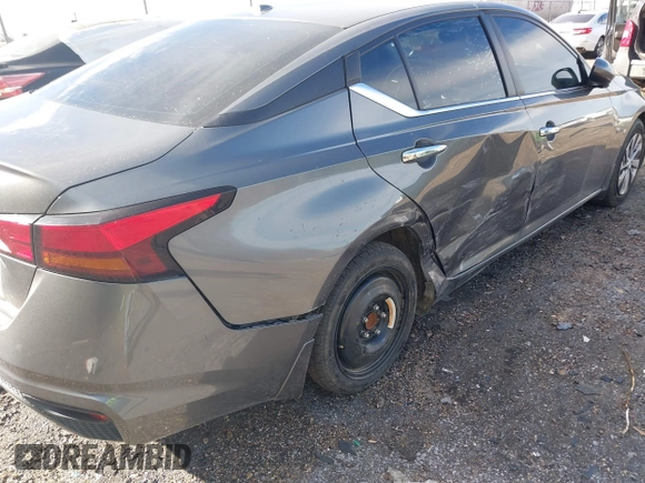 2019 Nissan Altima S with VIN 1N4BL4BV5KN307384, listed as a IAAI auction lot 41734090 with 112,173 mi miles and . Bid and sale history available at carsss.com. Image 6.