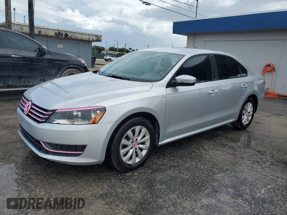 2015 Volkswagen Passat Limited Edition with VIN 1VWAT7A30FC009315, listed as a Copart auction lot 61481785 with 50,012 mi miles and Salvage title. Bid and sale history available at DreamBid. Image 1.