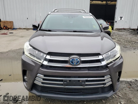 2017 Toyota Highlander Hybrid Limited with VIN 5TDDGRFH2HS031001, listed as a Copart auction lot 49630425 with 72,726 mi miles and Clean title. Bid and sale history available at DreamBid. Image 5.