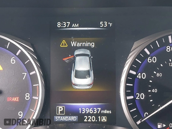 2014 Infiniti Q50 with VIN JN1BV7AP8EM675841, listed as a IAAI auction lot 41582924 with 139,637 mi miles. Bid and sale history available at carsss.com. Image 16.