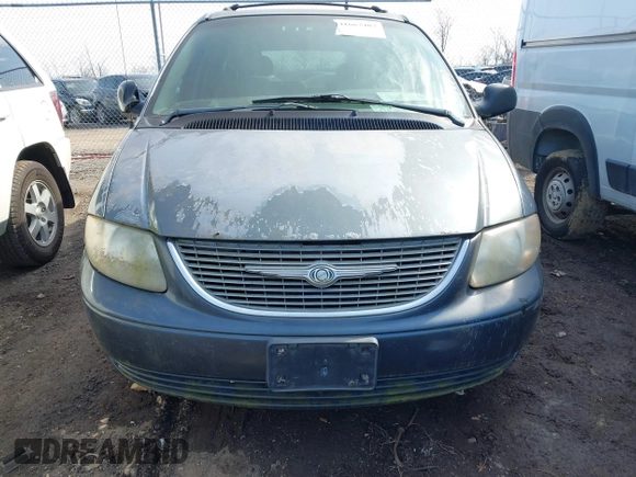 2001 Chrysler Town & Country with VIN 2C8GP44391R336922, listed as a IAAI auction lot 41667407 with 283,359 mi miles and . Bid and sale history available at DreamBid. Image 6.