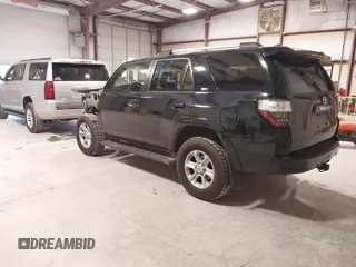 2021 Toyota 4Runner SR5 with VIN JTEMU5JR4M5939432, listed as a IAAI auction lot 41421383 with 102,699 mi miles and . Bid and sale history available at DreamBid. Image 3.