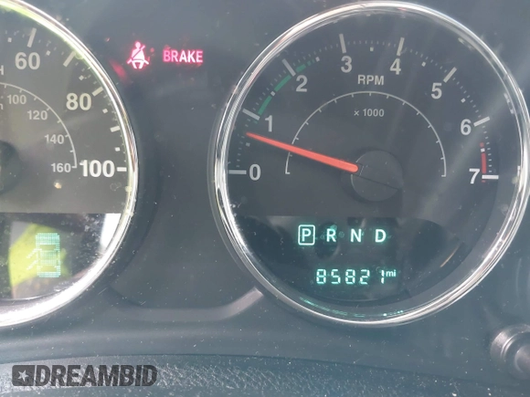 2015 Jeep Wrangler Unlimited Sahara with VIN 1C4BJWEG4FL677879, listed as a IAAI auction lot 42676097 with 85,821 mi miles and . Bid and sale history available at DreamBid. Image 15.
