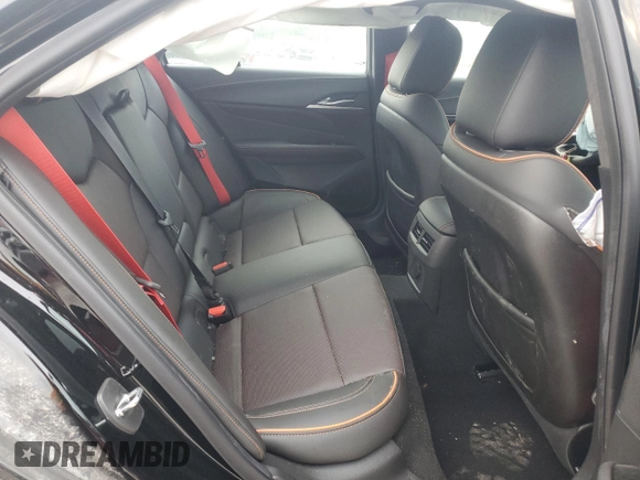 2022 Cadillac CT4-V z VIN 1G6DH5RLXN0112285, wystawiony jako Copart lot #52900265 z przebiegiem Nie podano mil oraz Szkody całkowita. Historia ofert i sprzedaży dostępna na DreamBid. Obrazek 10.